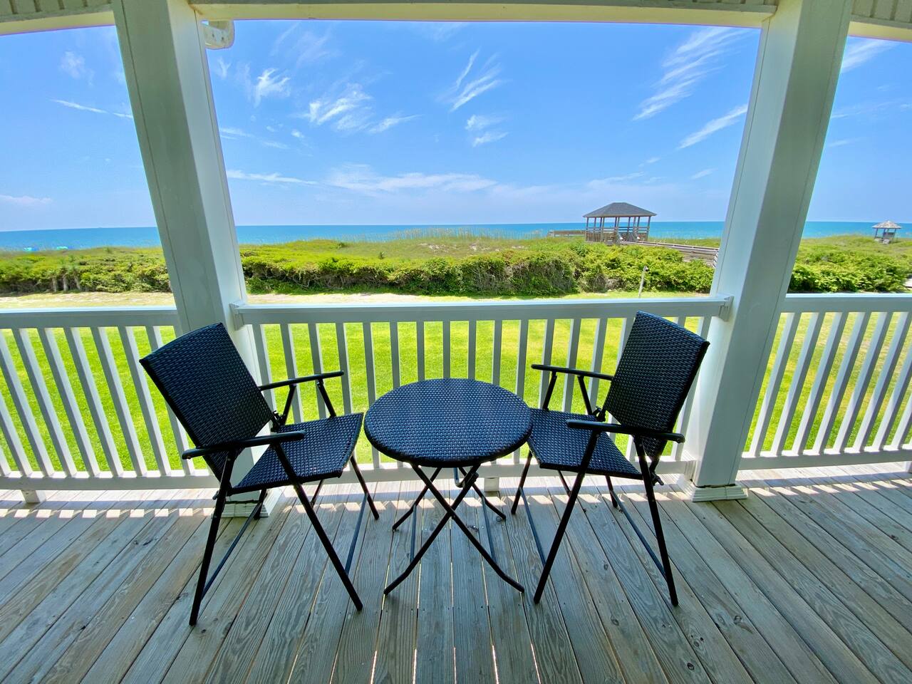 OS233 Ocean view, pool, steps to ocean, wd on-site