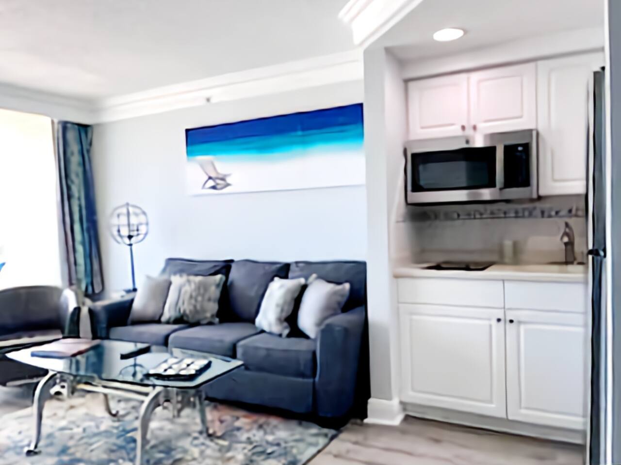 Daytona Beach Oasis Oceanfront balcony 1 bdrm
