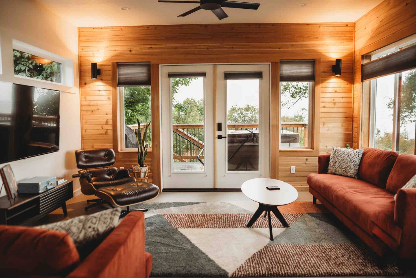 Downtown Ascent - Sky Hot Tub 3BR