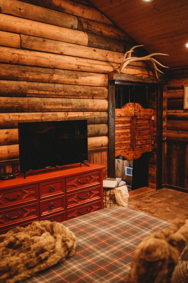 Pacwest Stays ONP Micro Lodge 2 Bed / 1 Bath