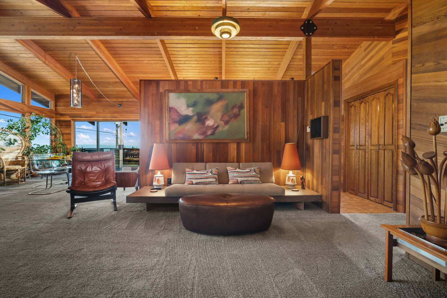Pacwest Stays Lady Liberty Loft - Hot Tub 3BR/2BA