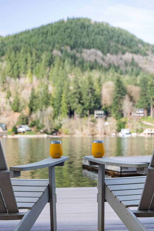 Olympic Panorama Lake House 2BR
