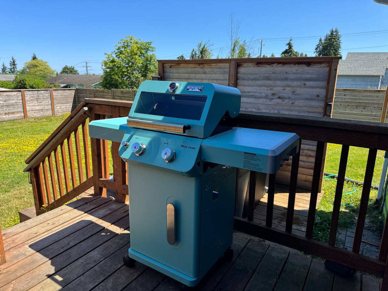 Mountain Chalet Stay Fully Fenced 3BR/2BA Hot Tub