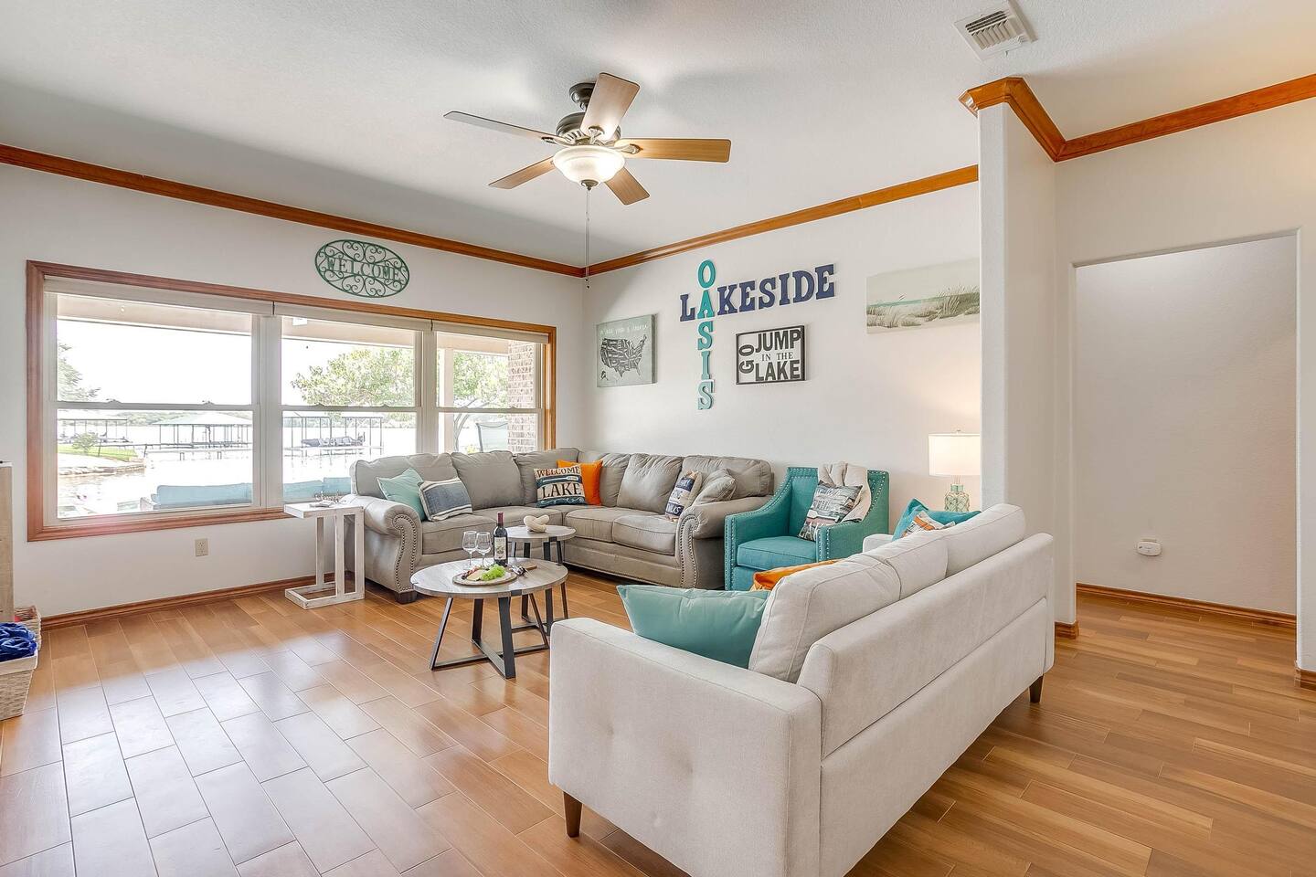 Granbury Lakeside Home| Pool, Gameroom, Fire Table