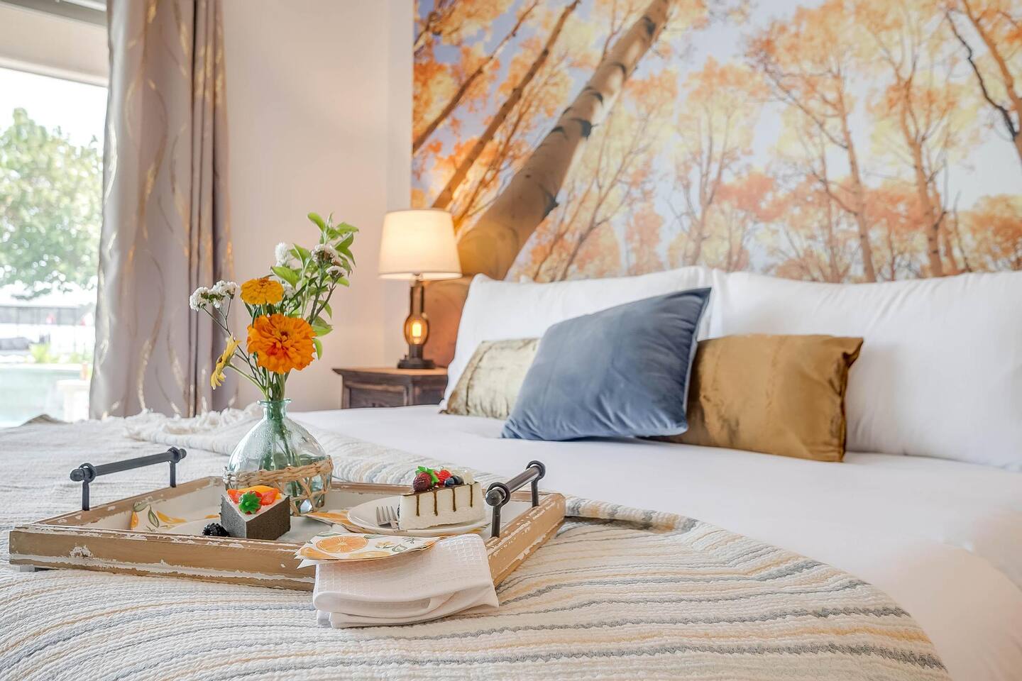 Granbury Lakeside Home| Pool, Gameroom, Fire Table