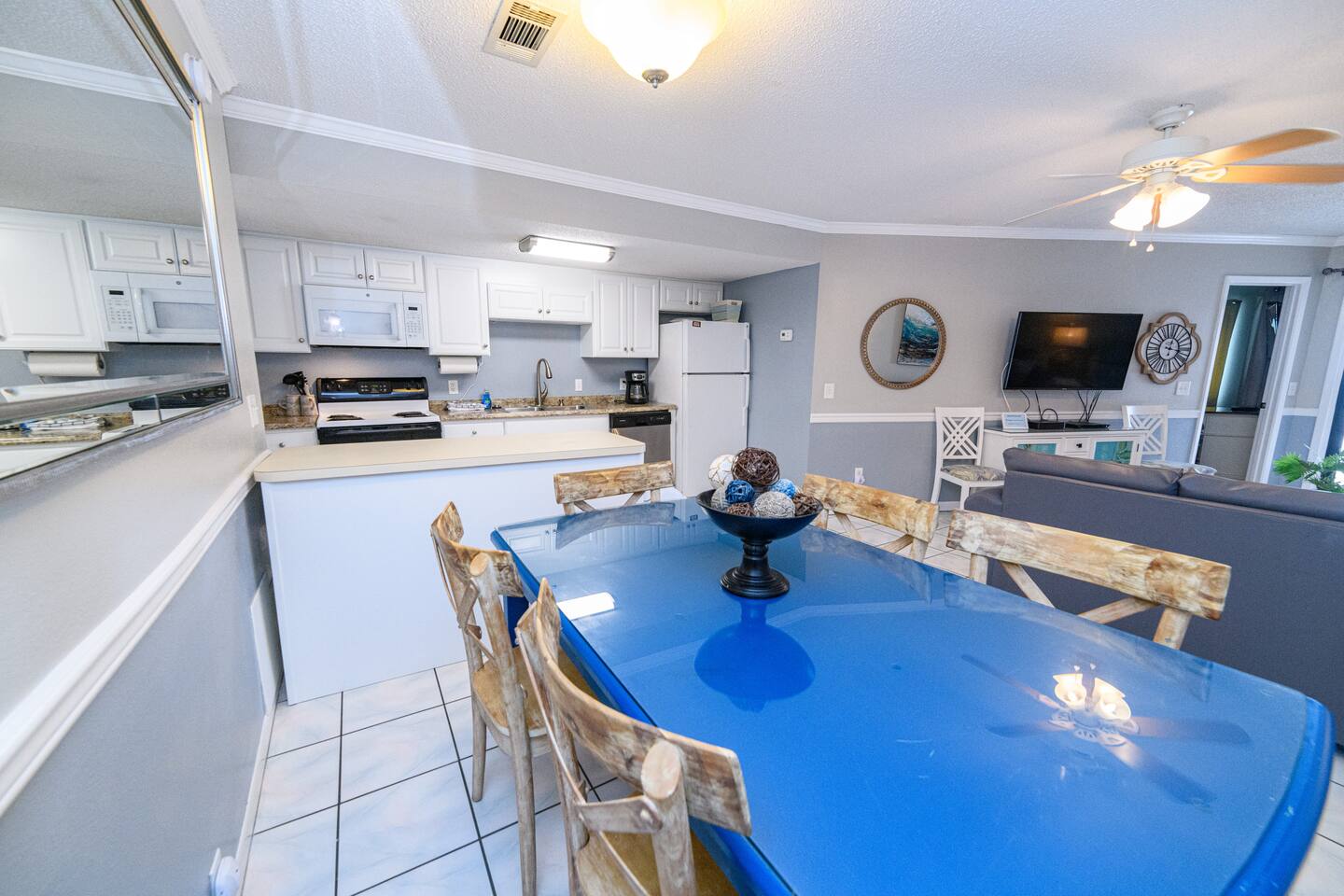 Whispering Seas 108- Oceanfront 2Br/2Bath with pool access. Ground floor with beach view- Sleeps 8.