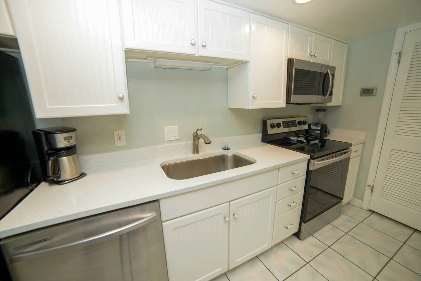 Whispering Seas 107- Oceanfront 2Br/2Bath with pool access.  Ground floor with beach view-  Sleeps 8.