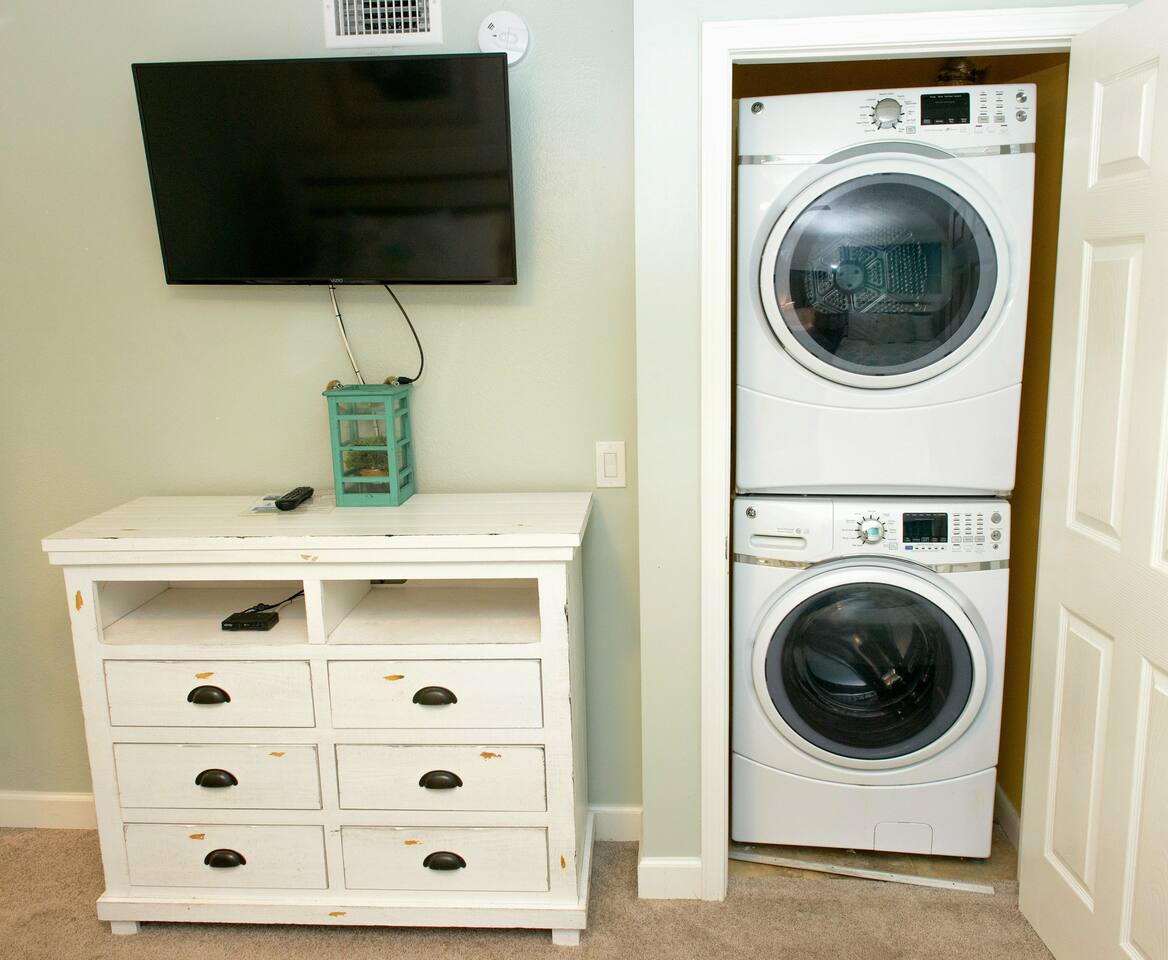 Whispering Seas 107- Oceanfront 2Br/2Bath with pool access.  Ground floor with beach view-  Sleeps 8.