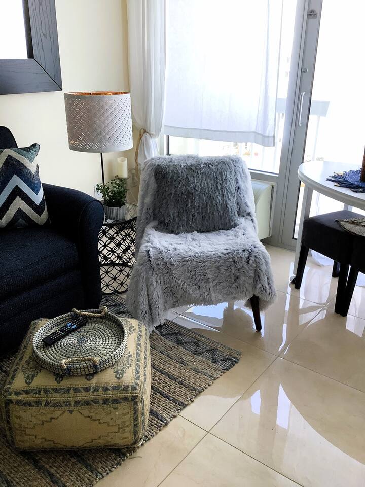 Oceanview Oasis w/kitchen & pool