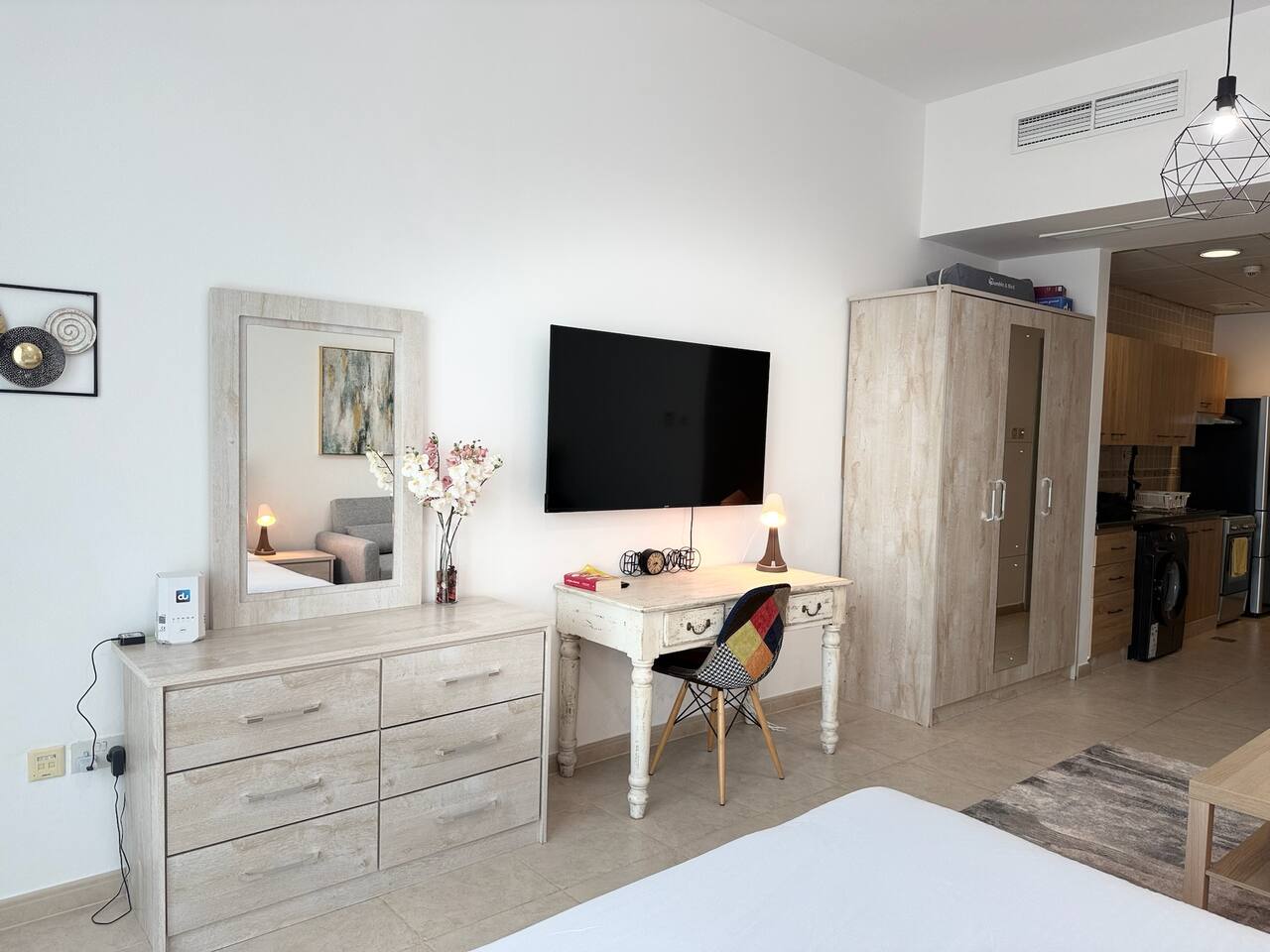 Studio in Silicon Oasis