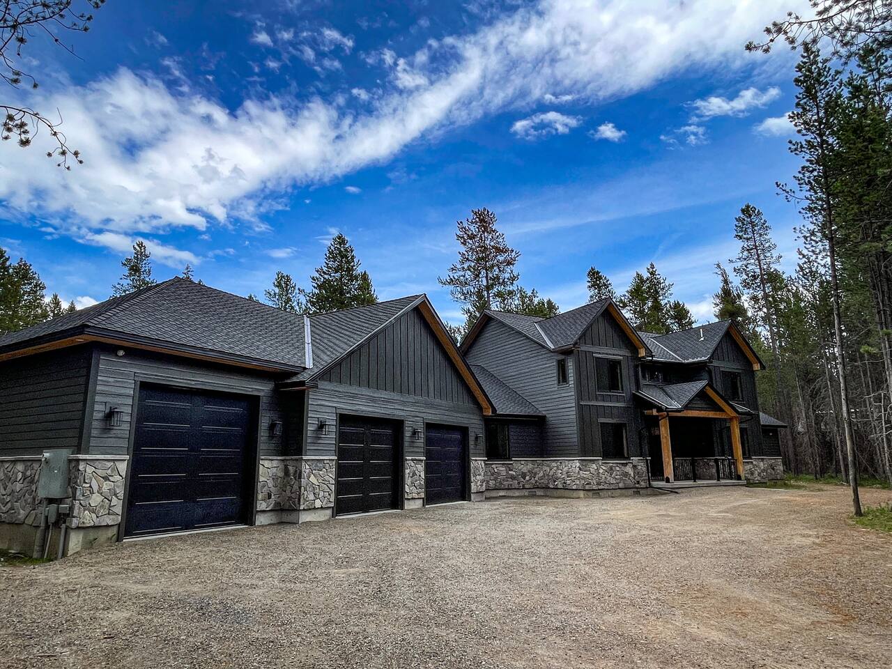 Bison Run Lodge on Bill’s Island — Island Park — vacation rental