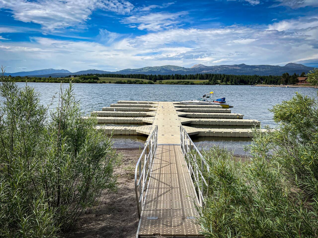 Bison Run Lodge on Bill’s Island