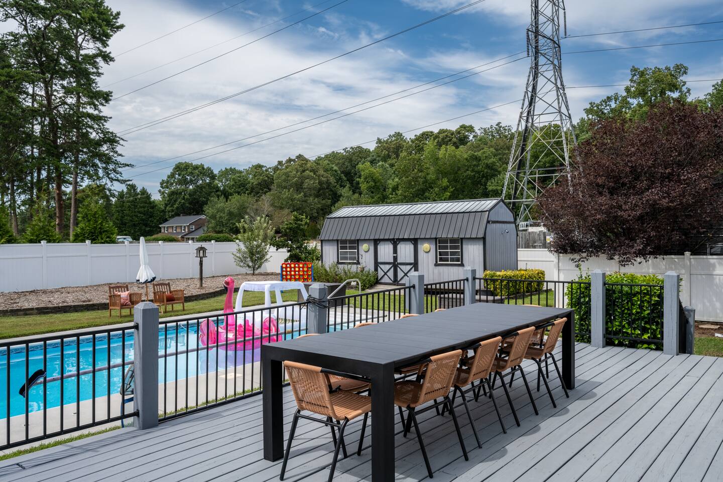 Hot tub | Fire-pit | Pool Table | Heated Pool