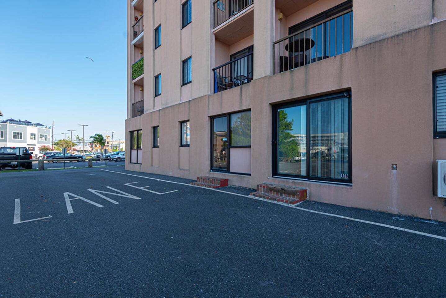 Walk to the Beach & Boardwalk! 2 BDR Family Condo! - Apartment