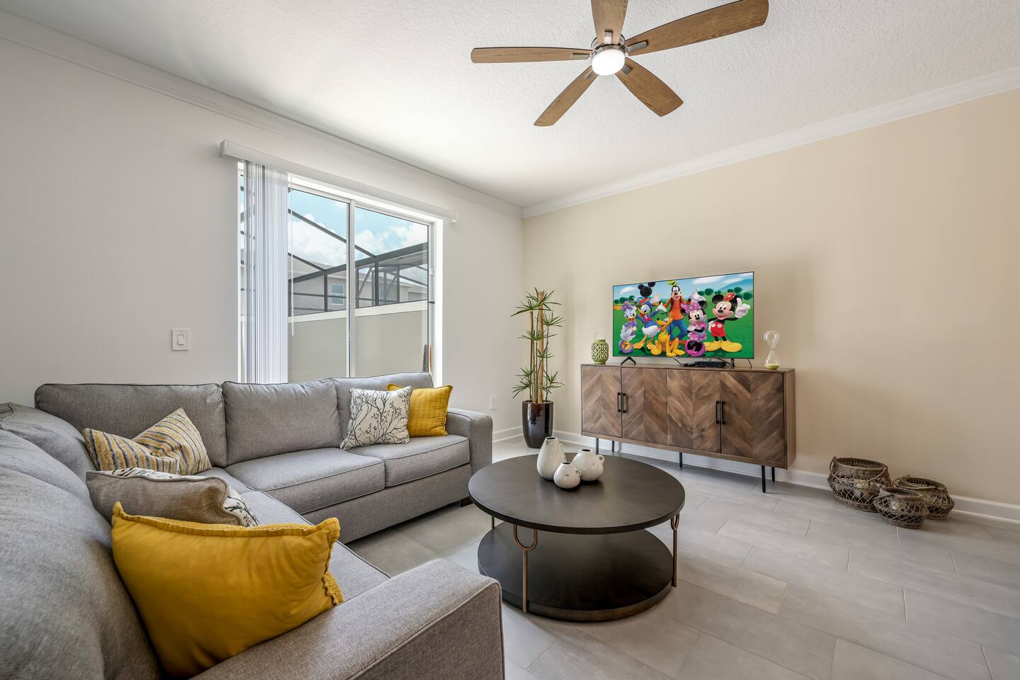 Storey Lake DREAM POOL HOME-Walk to FREE WaterPark