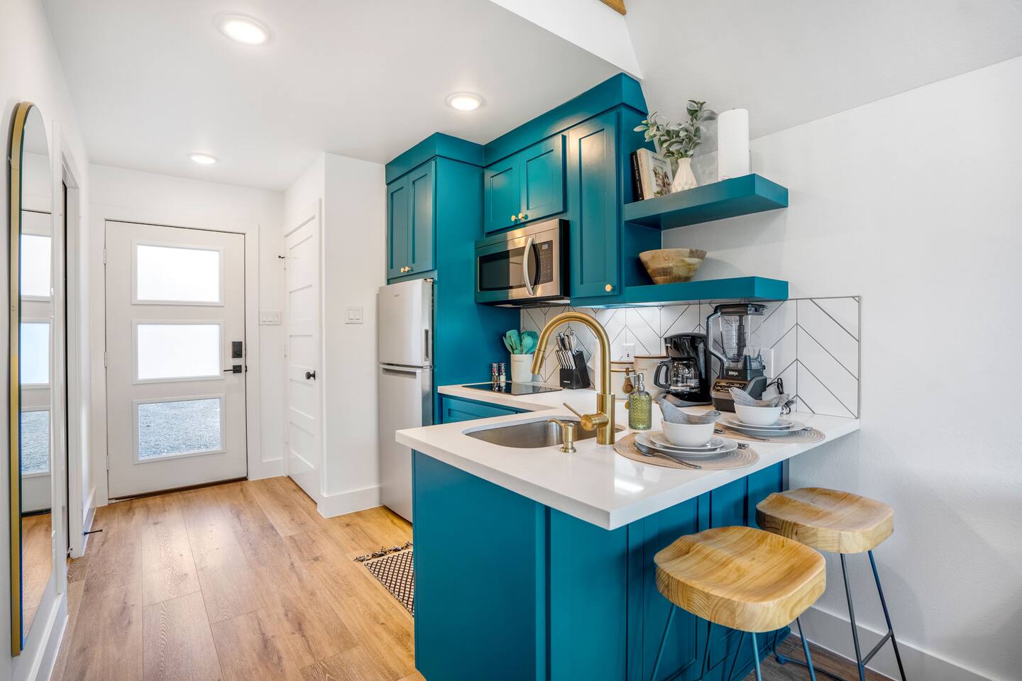 Unique A-frame Tiny House in Houston Central