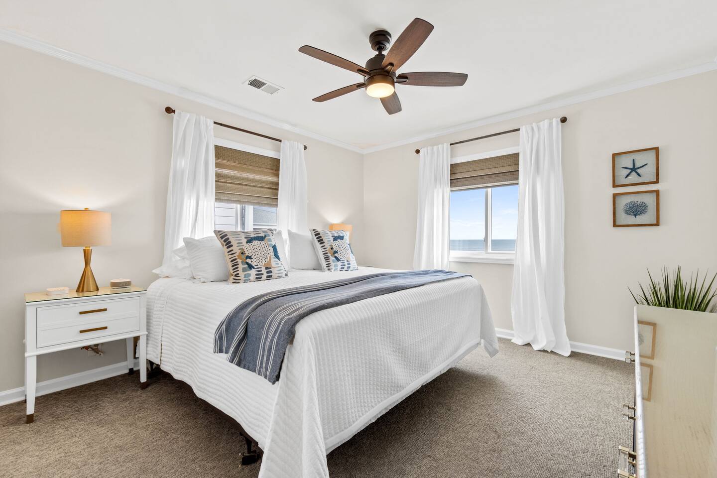 Oceanft-Pool-Linens Incld-Stocked Kitchen