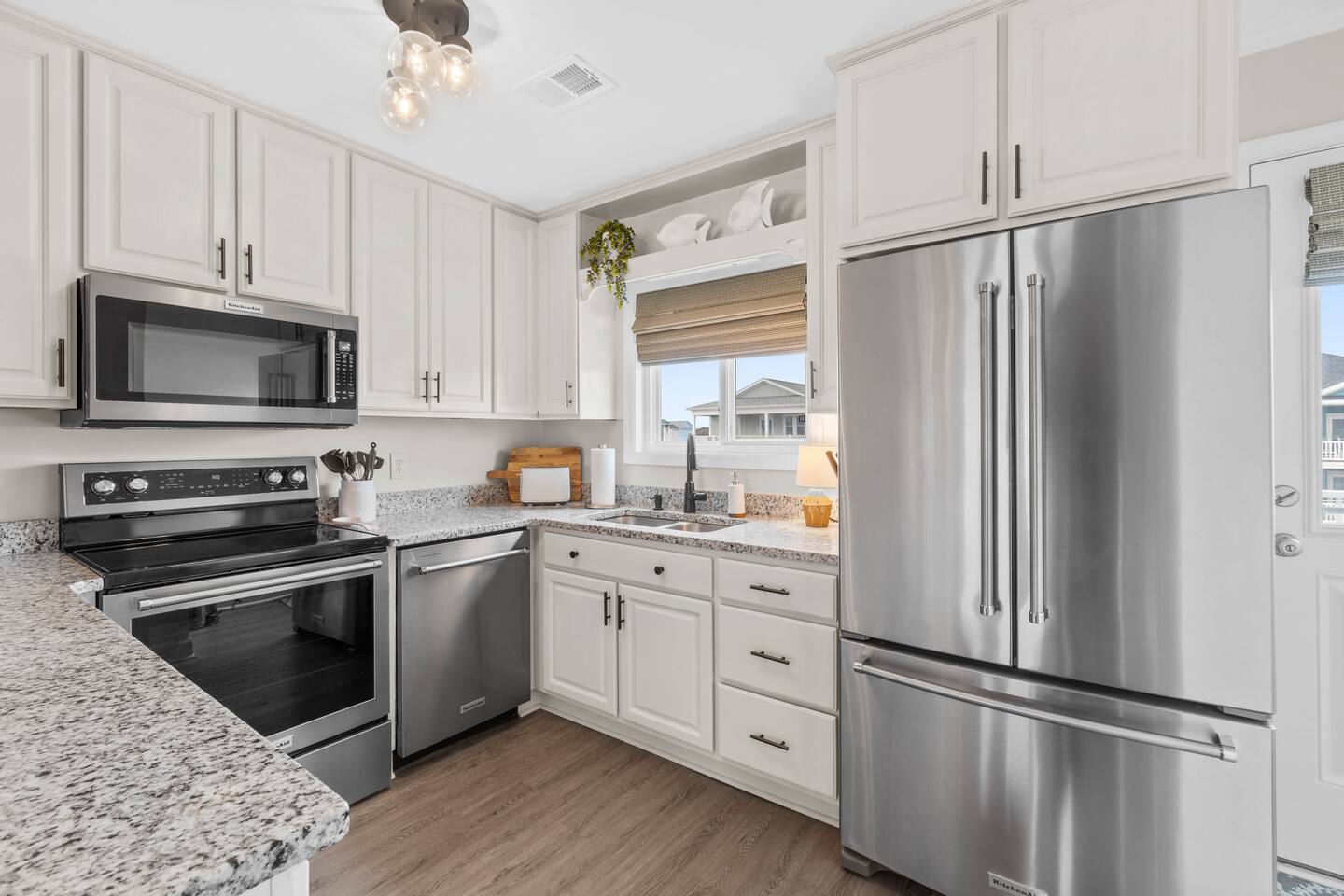 Oceanft-Pool-Linens Incld-Stocked Kitchen