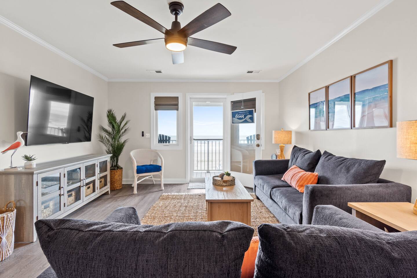 Oceanft-Pool-Linens Incld-Stocked Kitchen — Ocean Isle Beach — vacation rental