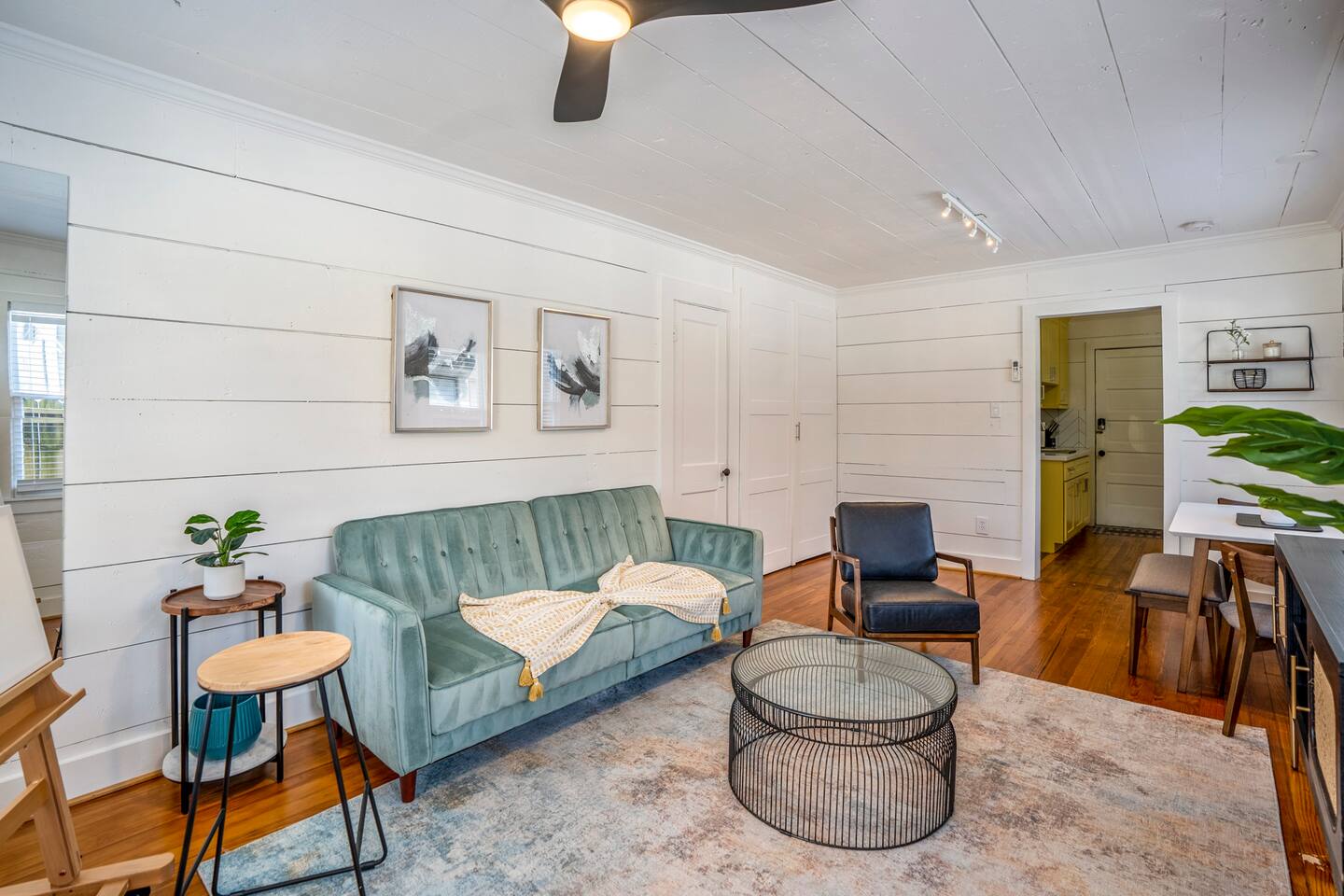 Historic Heights Artist Bungalow #1