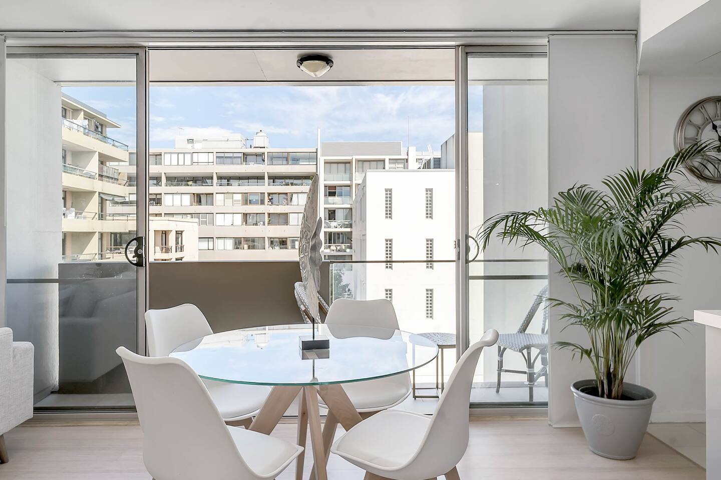Heart of Manly - Quiet 1 bed between Beach/Harbour