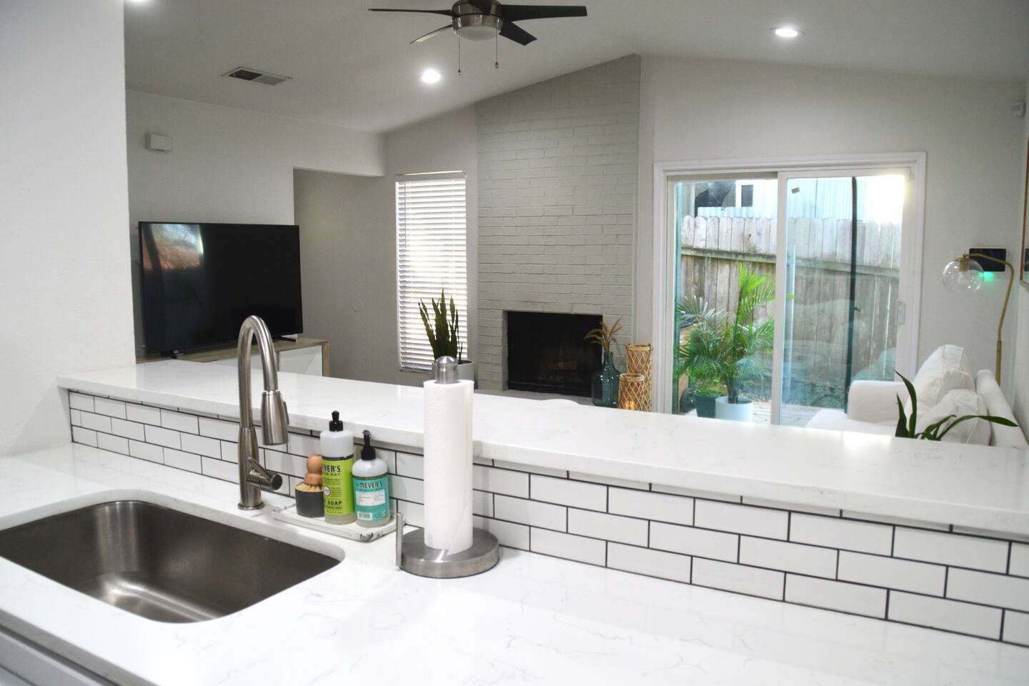 Charming Austin Oasis