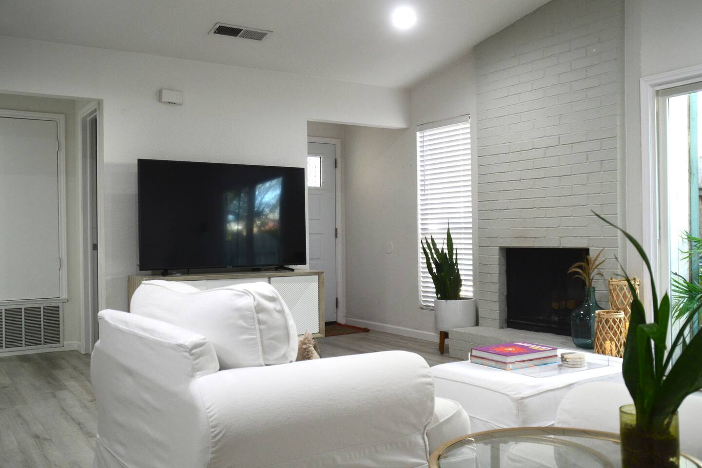 Charming Austin Oasis