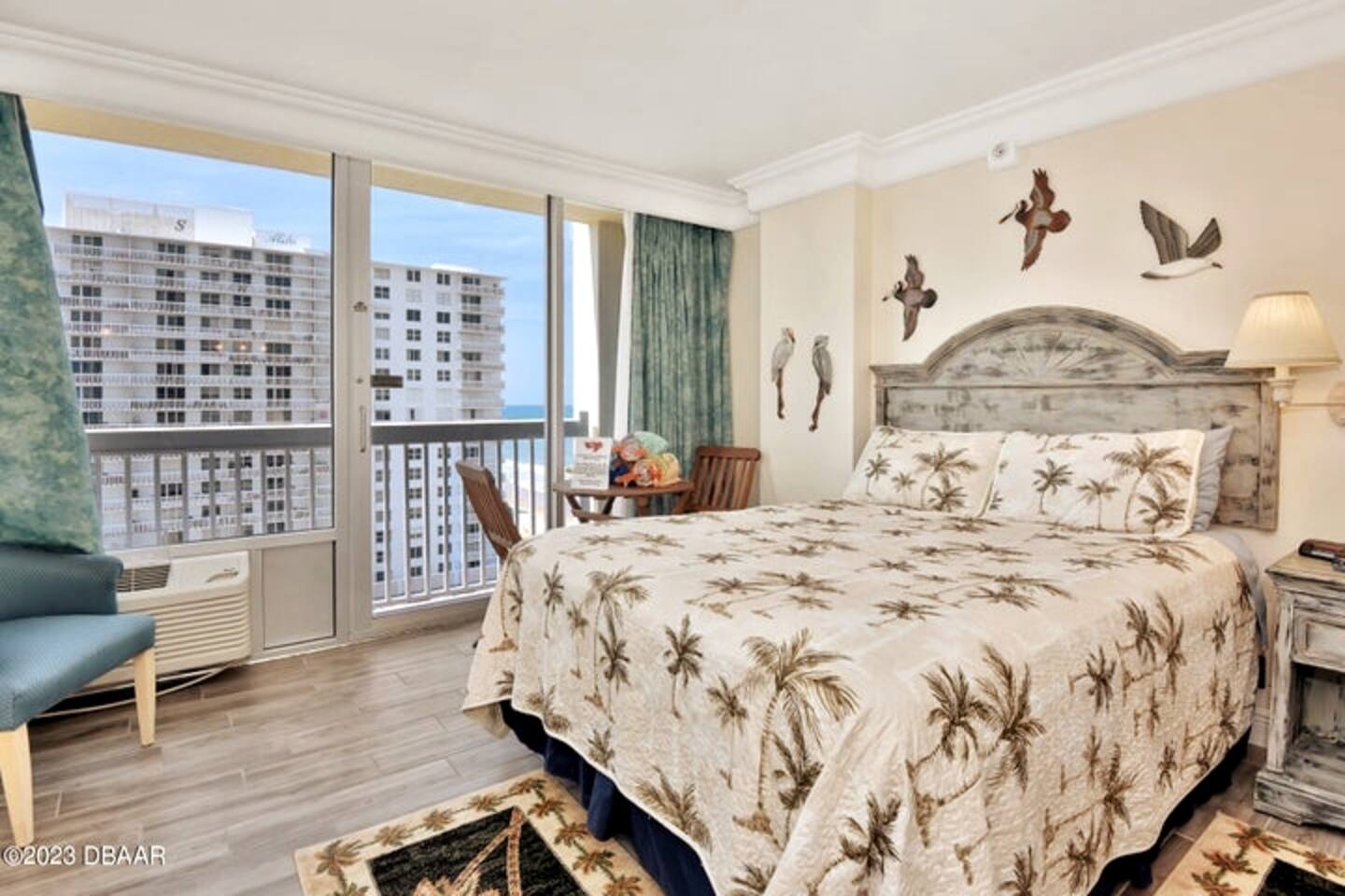 Oceanside Oasis w/full kitchen