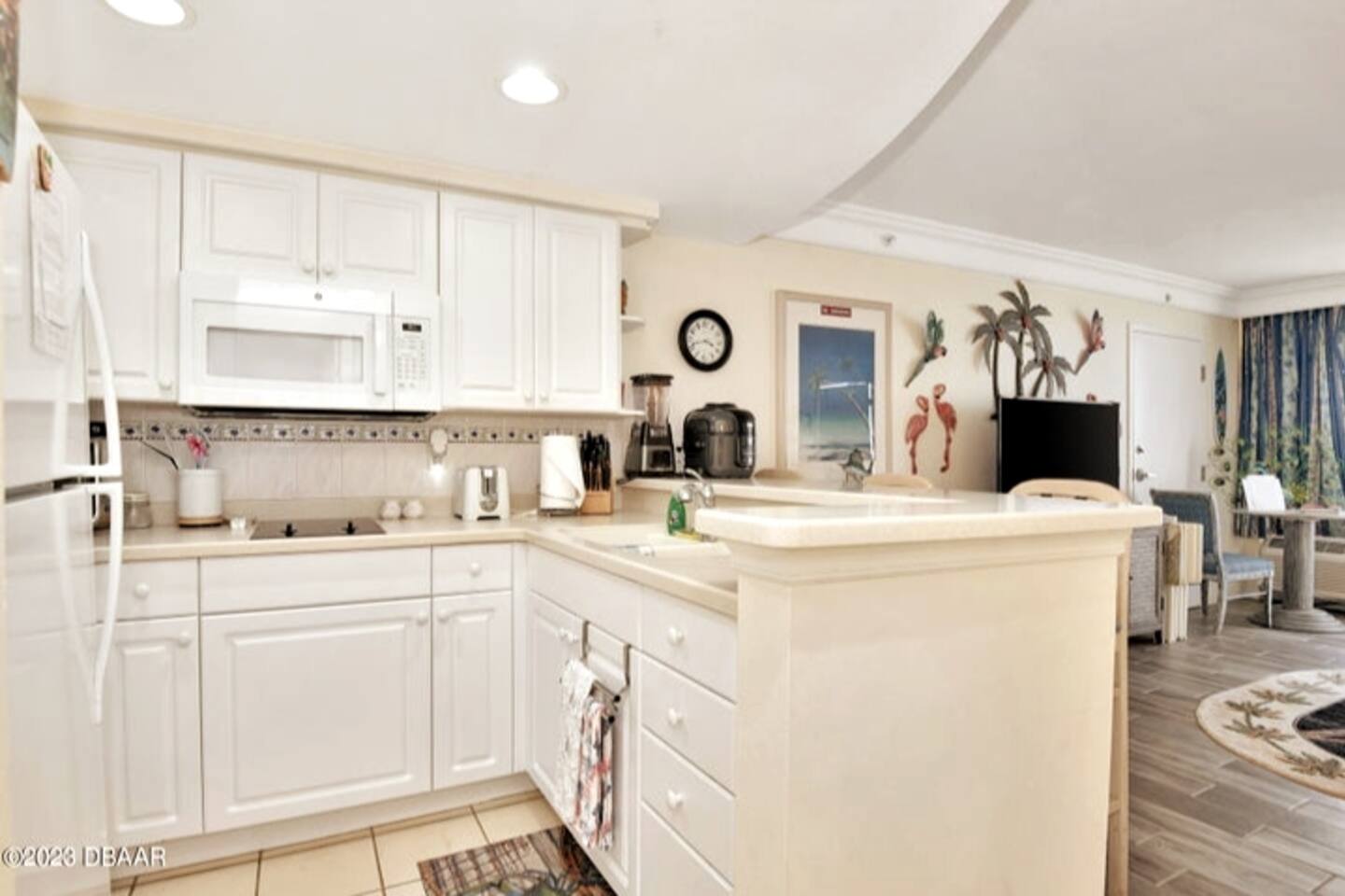 Oceanside Oasis w/full kitchen