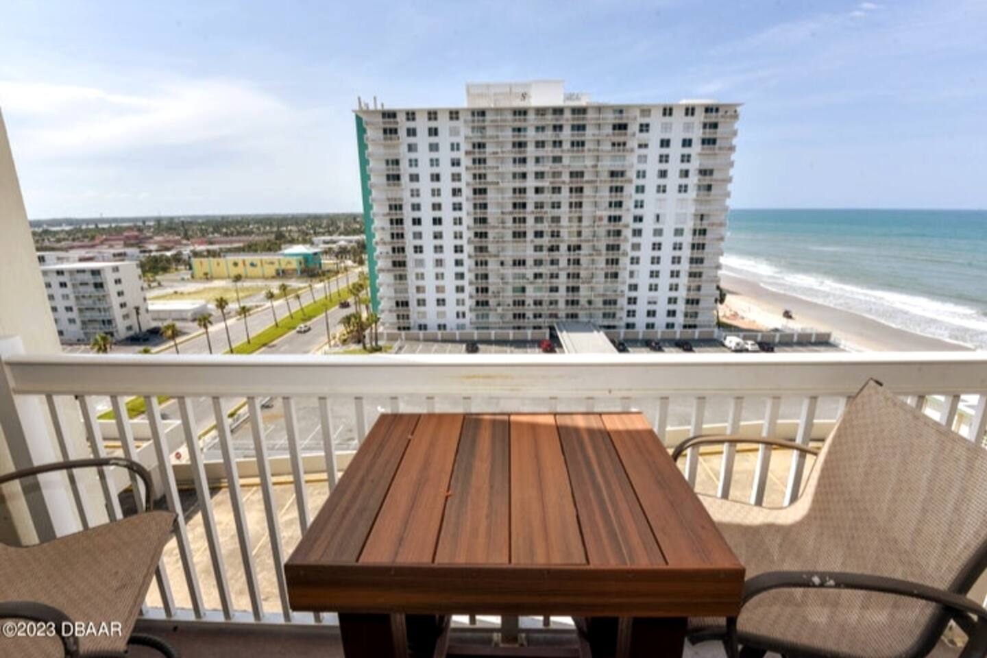 Oceanside Oasis w/full kitchen — Daytona Beach — vacation rental