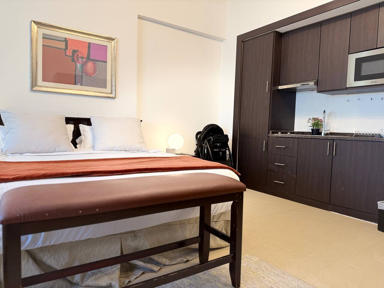 ASHRI HH Spacious Studio in JVC, Dana Tower