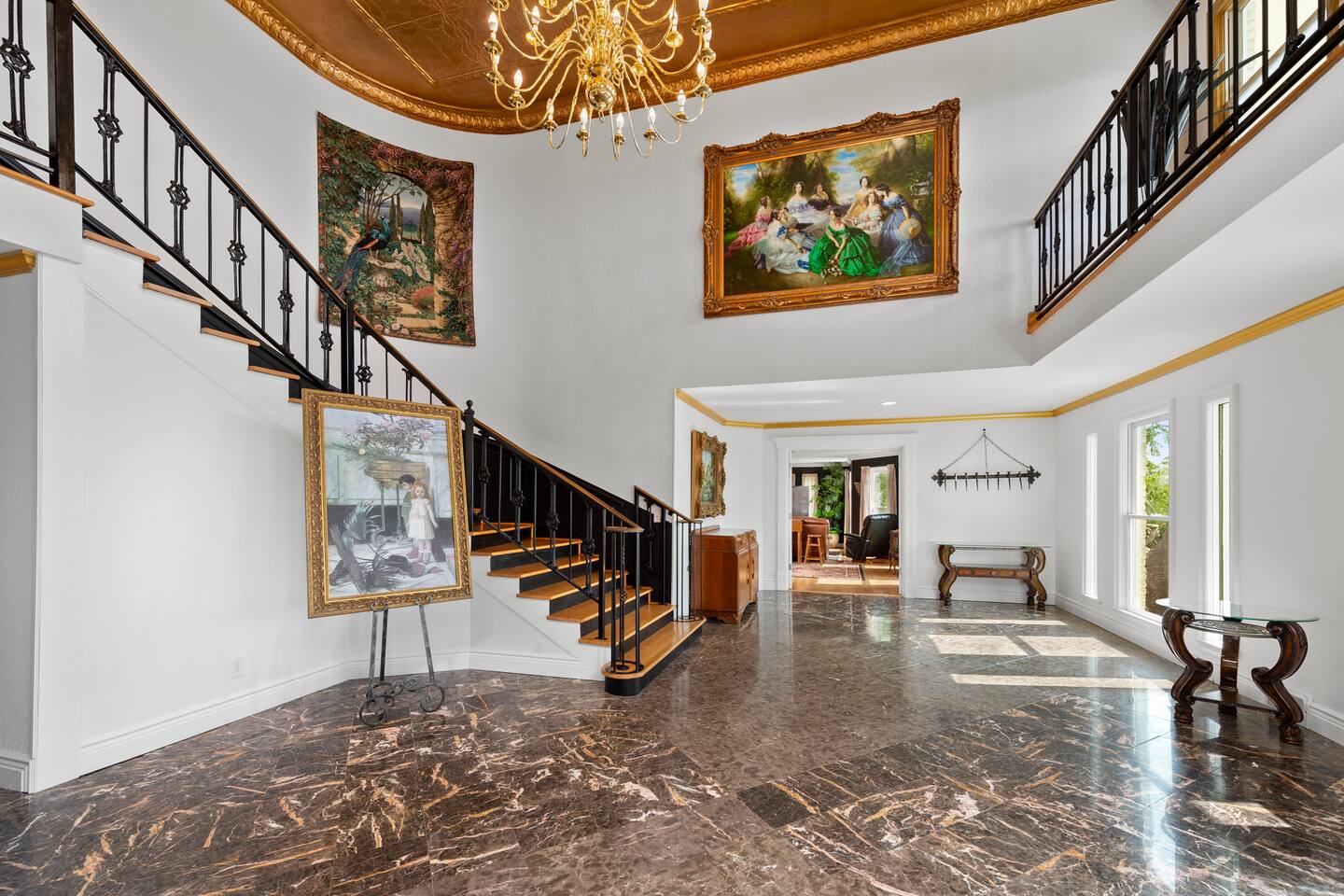 Mountain Top Mansion + Pet Friendly + Sleeps 24 + Asheville + Blue Ridge Parkway