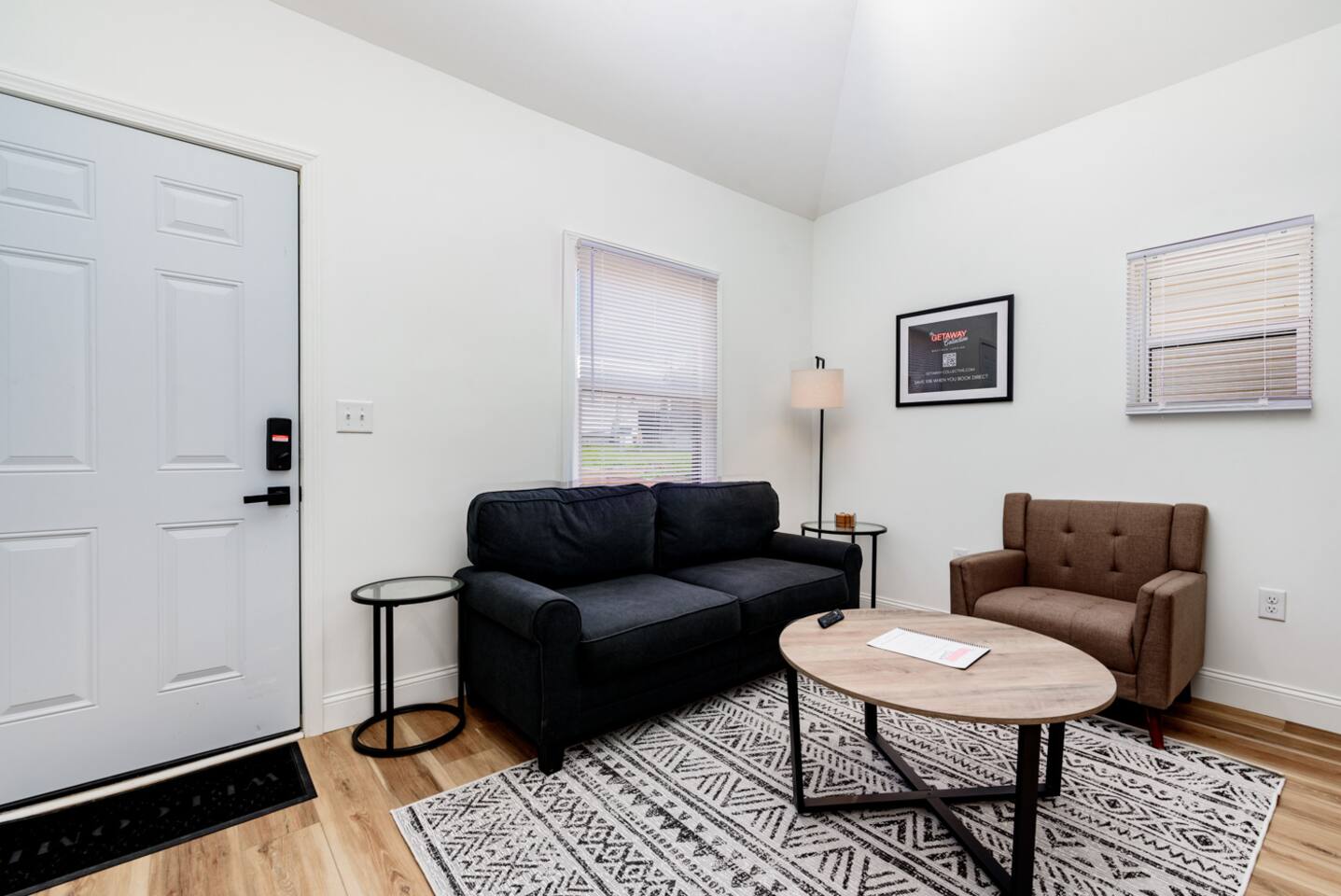 Cozy 1-Bed House in Heart of STL