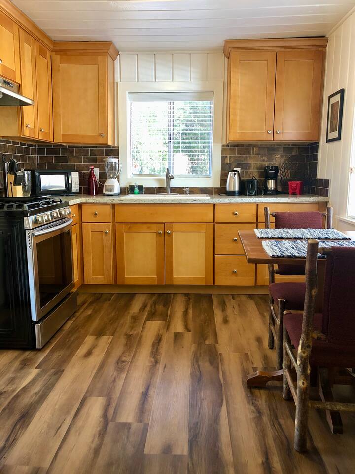 Midpines Cozy Cabin - 24mi Yosemite, 8mi Mariposa