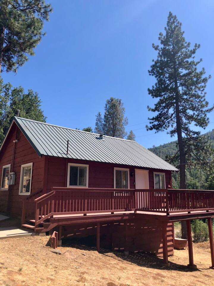 Midpines Cozy Cabin - 24mi Yosemite, 8mi Mariposa