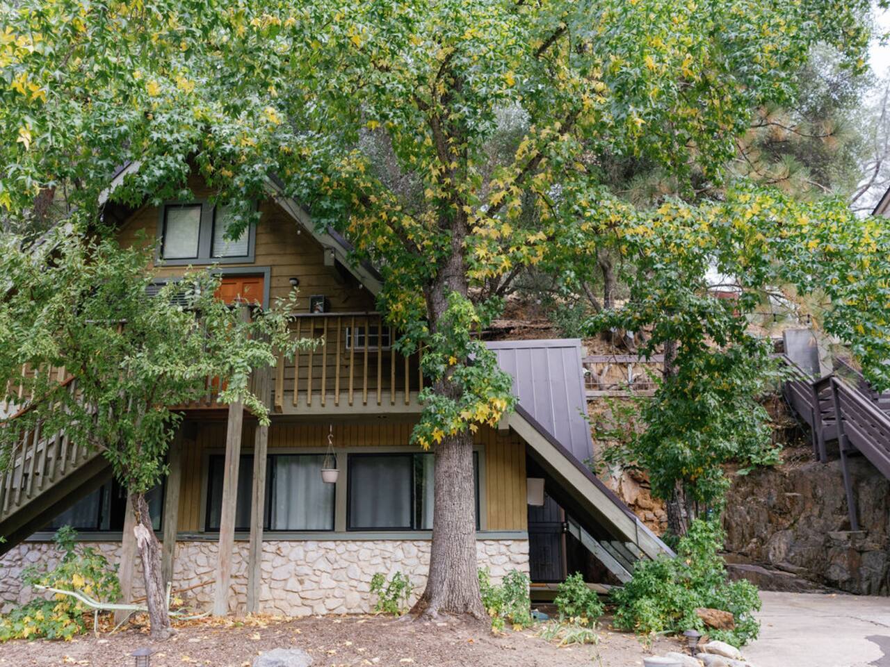 Yosemite A-Frame Cabin – 10 Miles from Park Gate