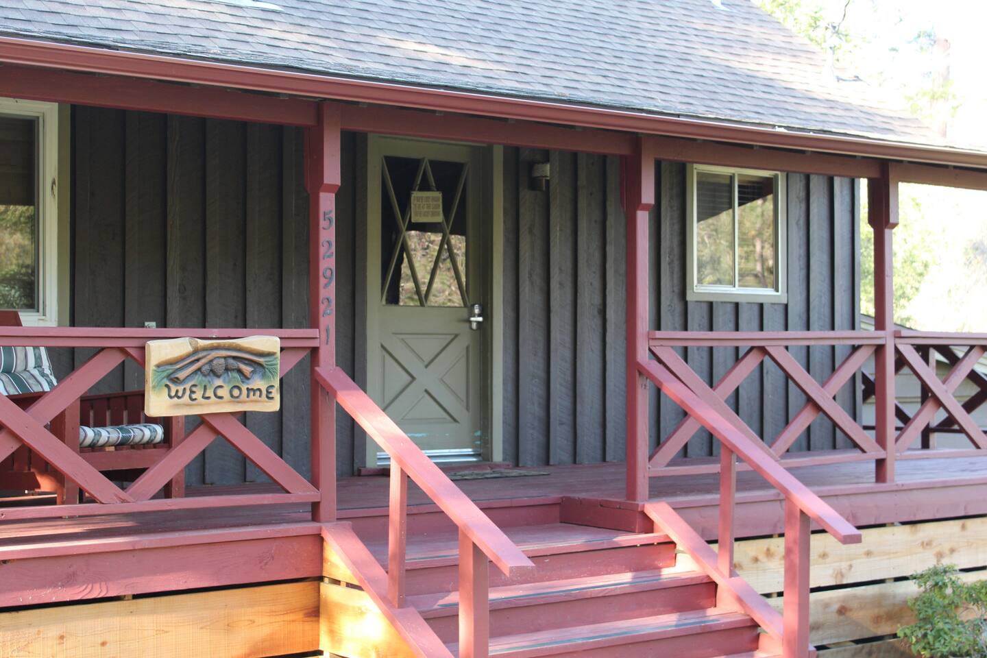 Rustic Chapparal Cabin at Bass Lake Heights — Oakhurst — vacation rental
