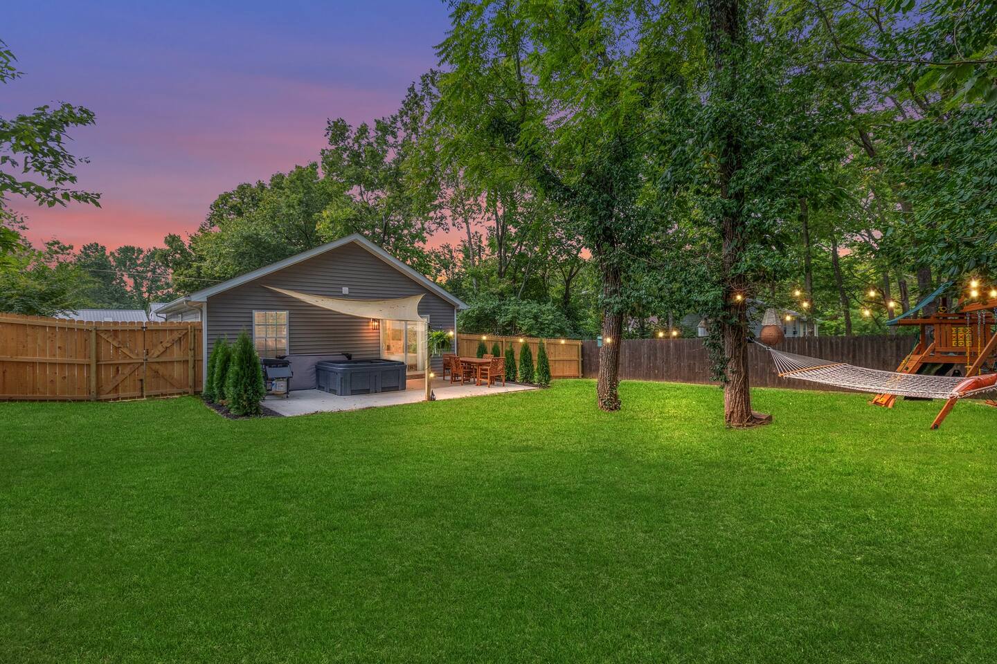 The Luxe/HotTub/Playground/12min KHP/30min Ark — Georgetown — vacation rental