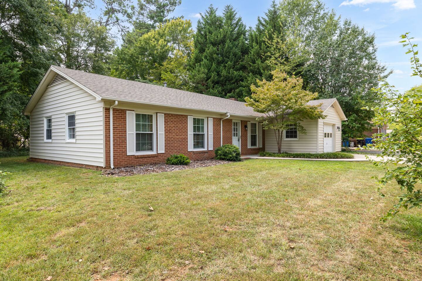 Elon 3BR Escape | Walk to Campus | Patio + BBQ