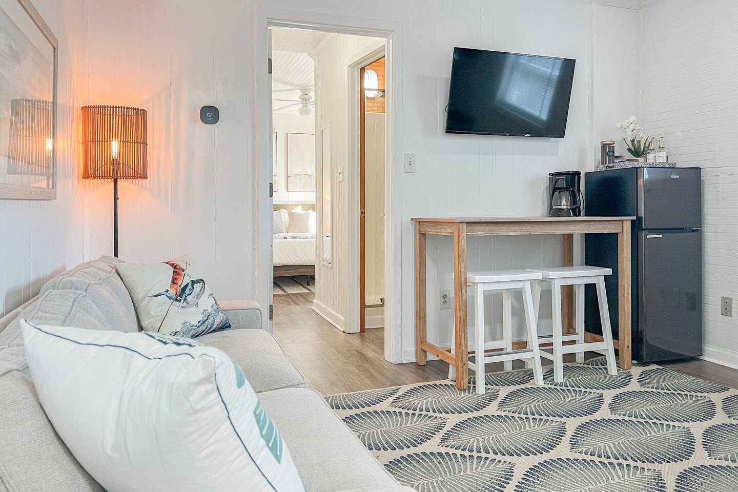 2 Miles to Beach | Cute n Cozy | Pets OK