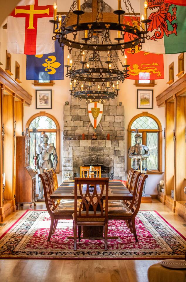 High Rock Castle — Monroe — vacation rental