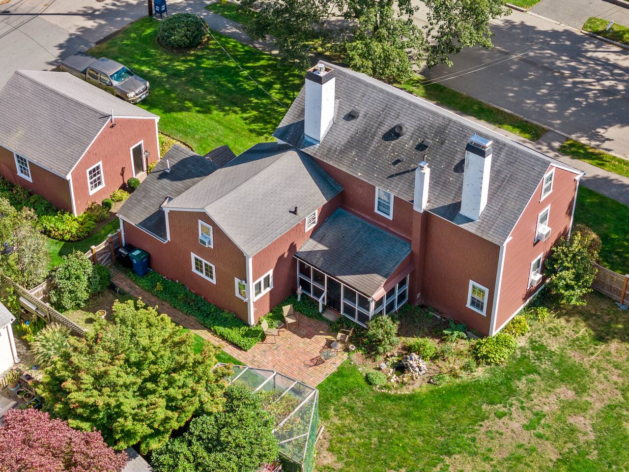 1824 Robert Manning Place|Historic Salem|Parking