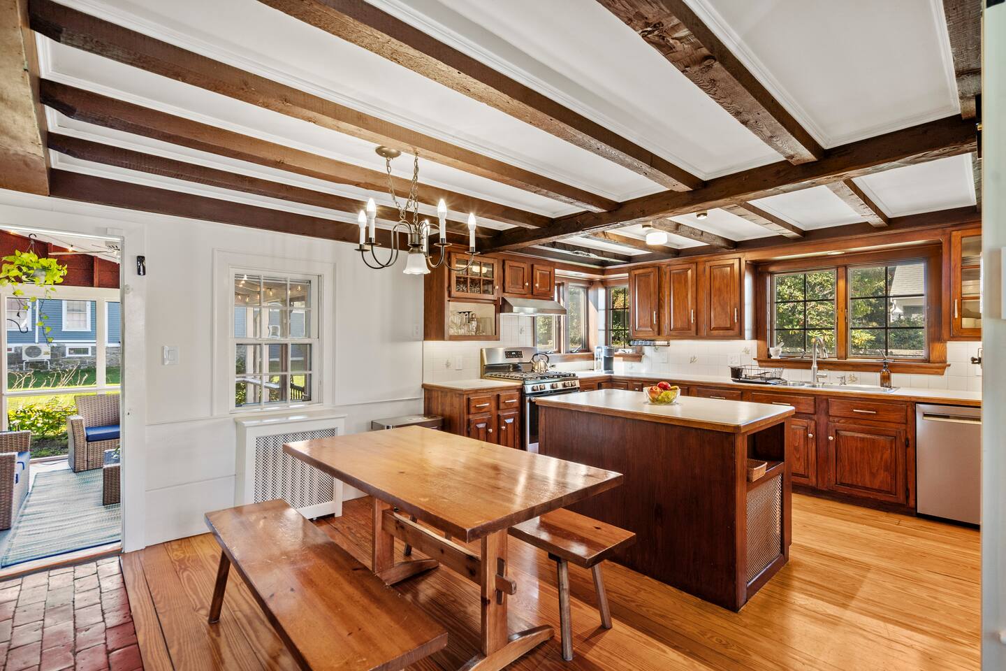 1824 Robert Manning Place|Historic Salem|Parking