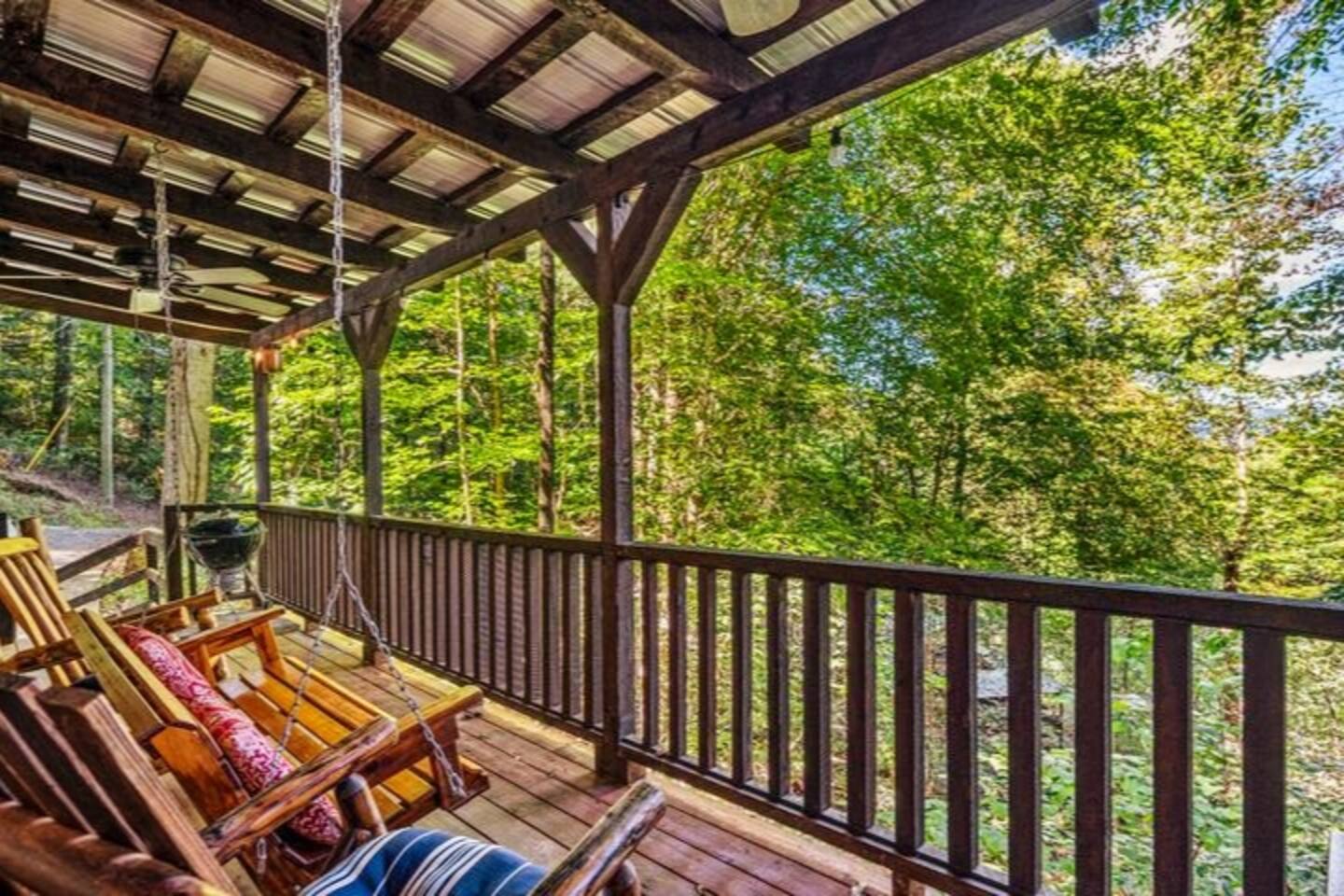 Seasonal View! Kid's Loft, Theater, Hot Tub, XBox