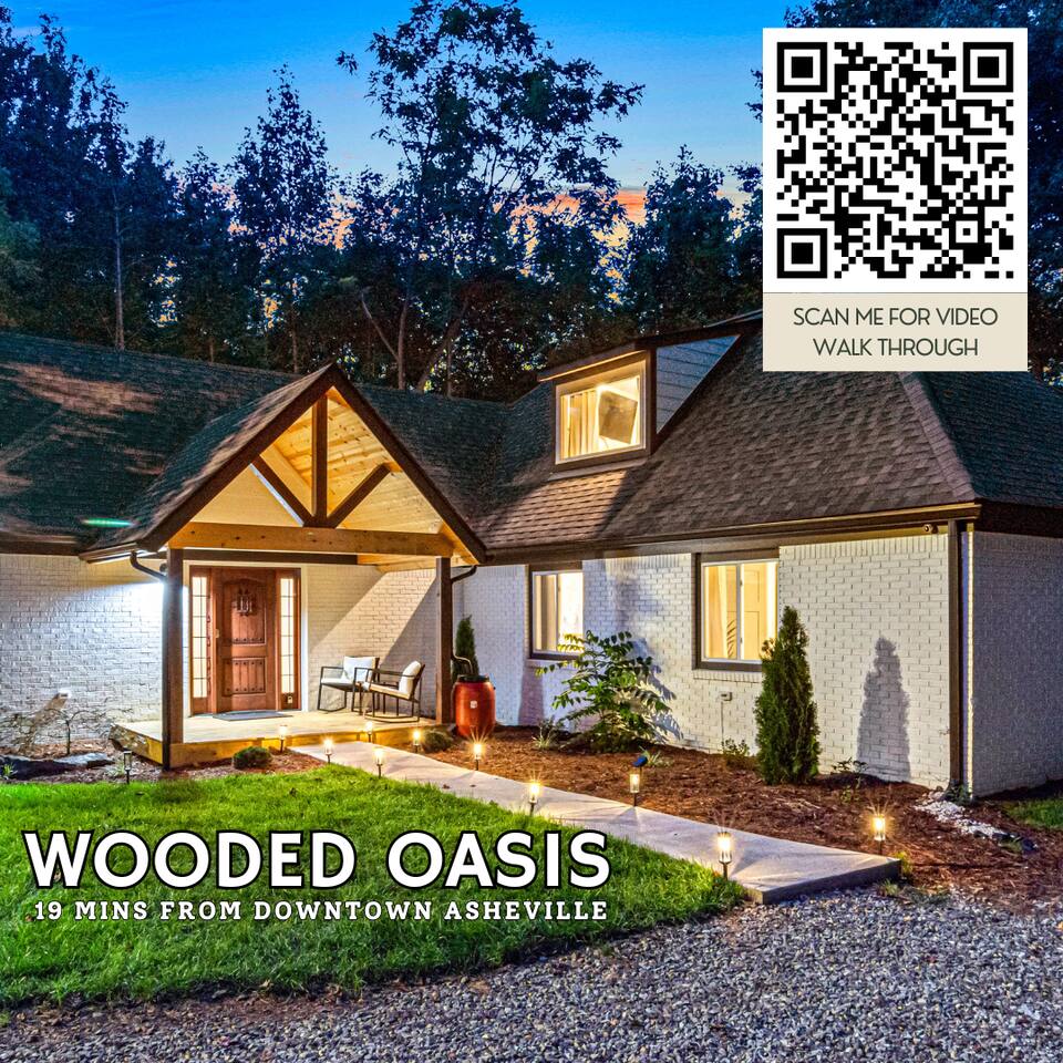 Wooded Oasis, HotTub, Sauna, GameRoom, 15min 2 AVL