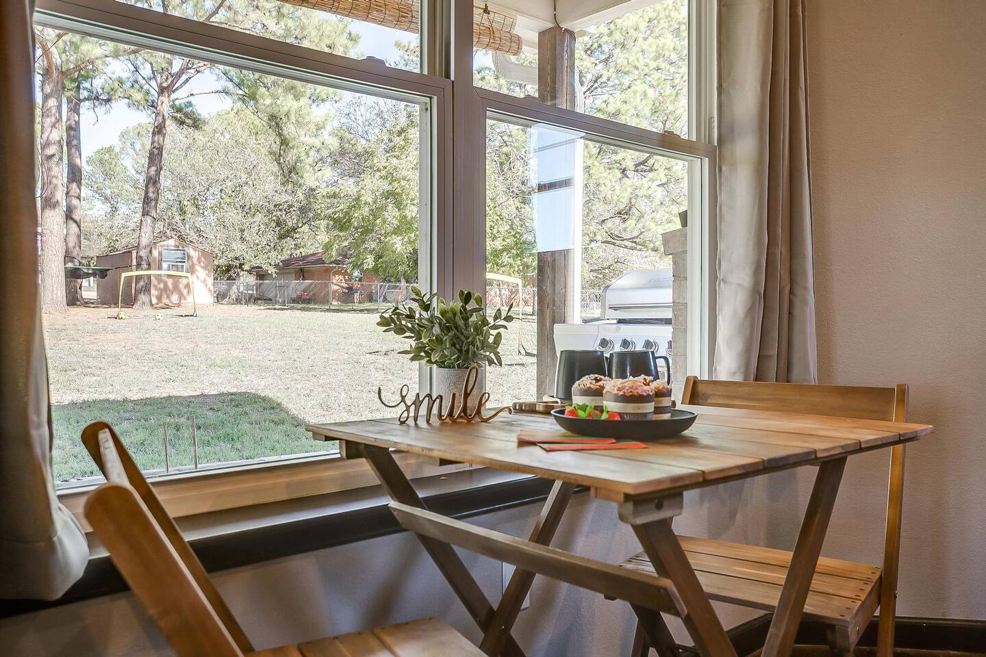 Remodeled Private 1BR Guest House Fire Pit & Grill