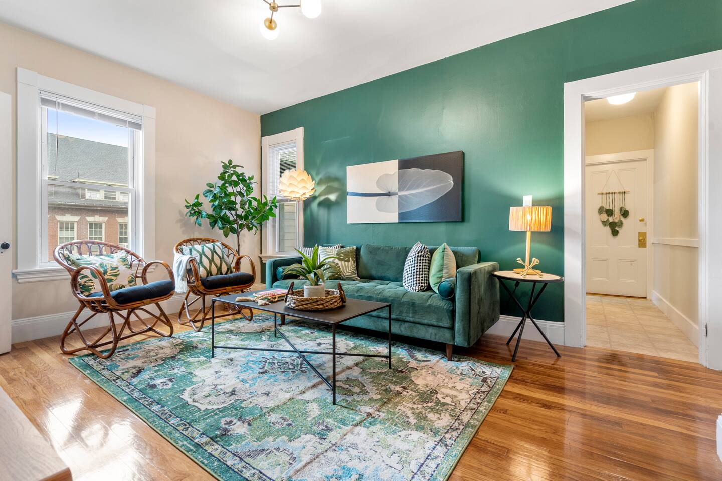 Downtown Beverly|KING BED|Minutes to Salem+Train — Beverly — vacation rental