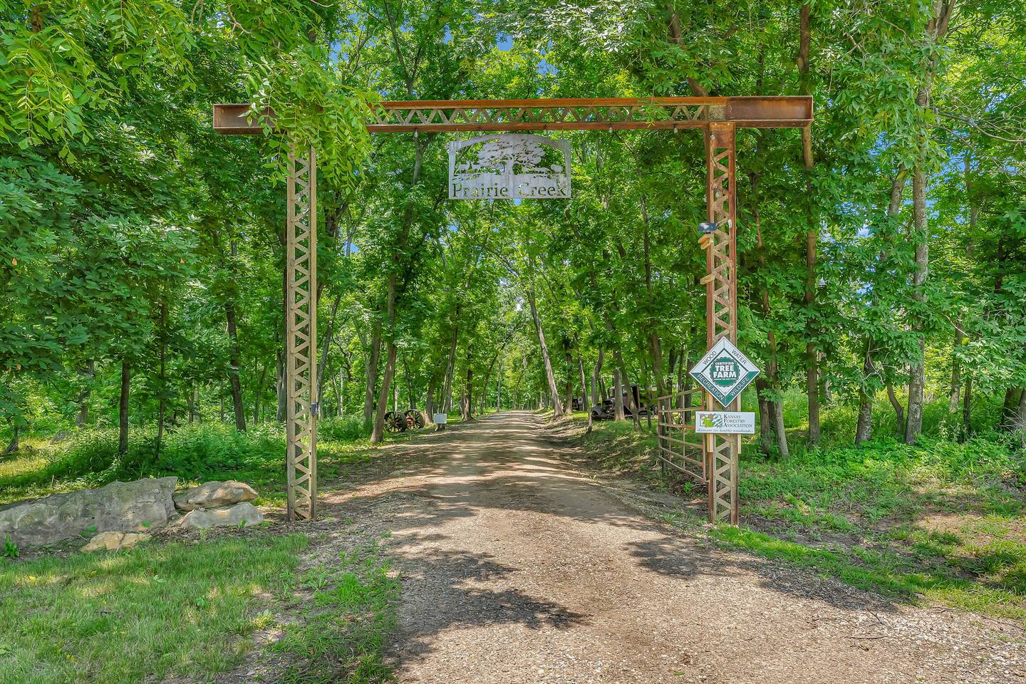 Secluded Cabin Near KC | Ideal World Cup Stay