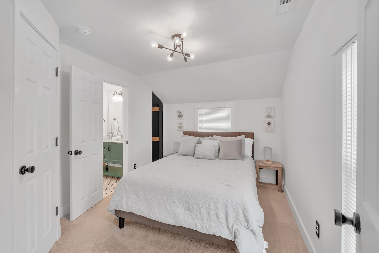 City Chic: Your Ideal Stay