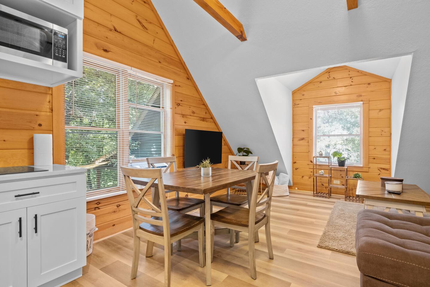 Cabin w/ Game Room